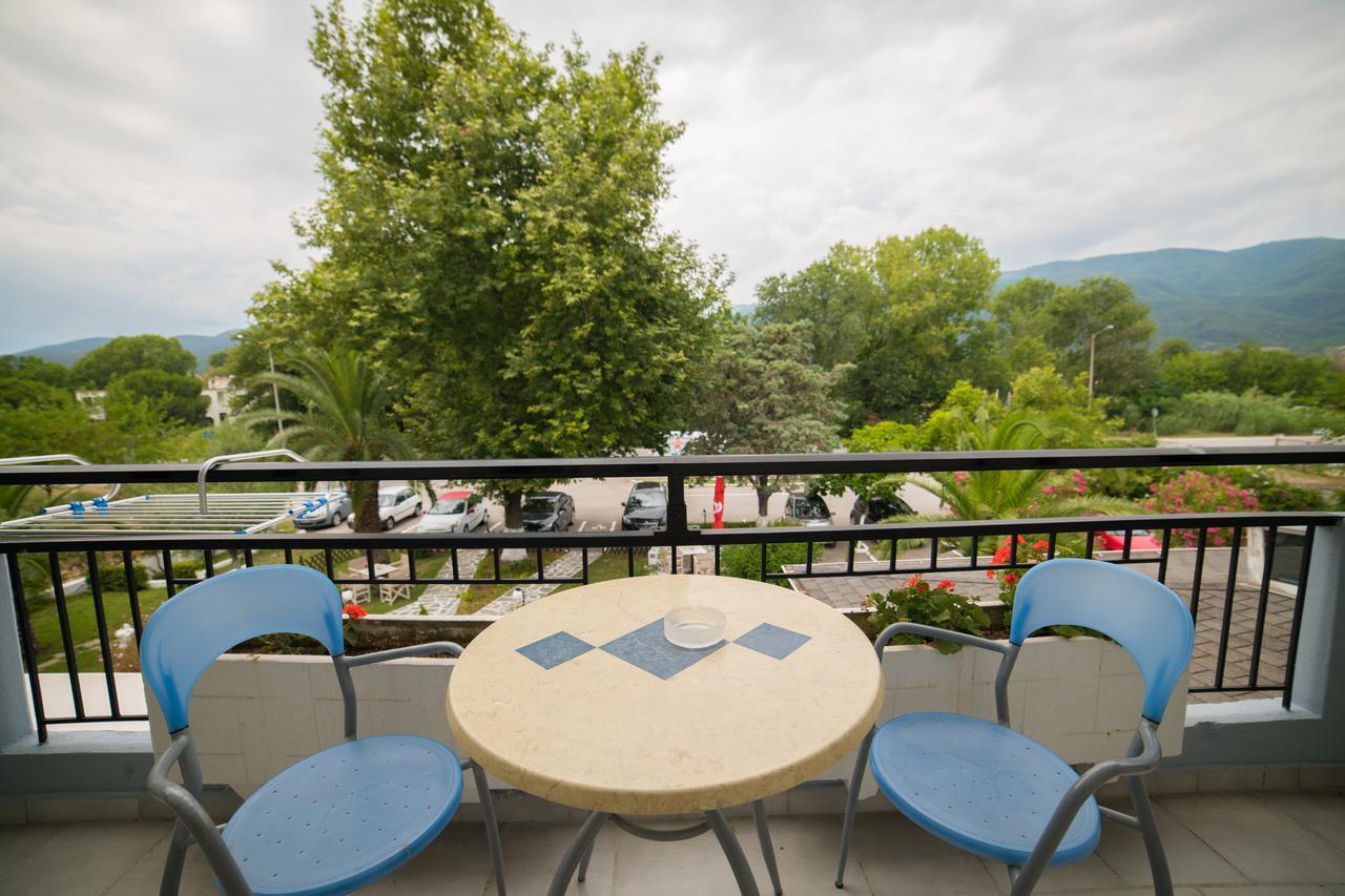 Athina Resort Asproválta Luaran gambar