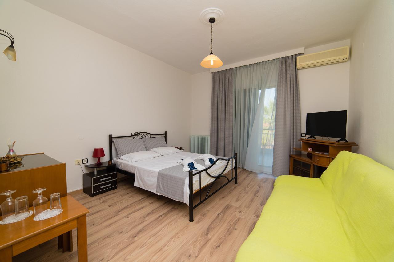 Athina Resort Asproválta Luaran gambar